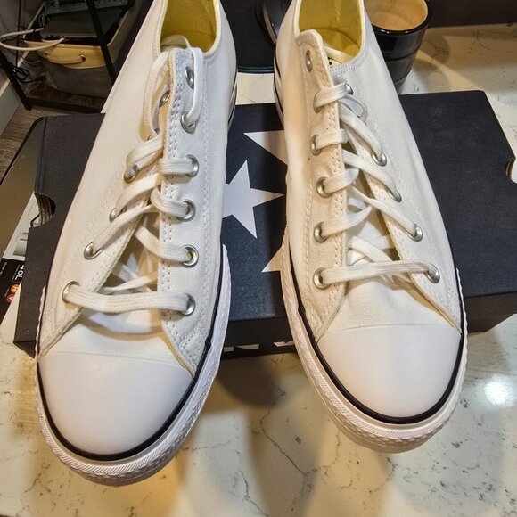 Converse UniseX CTAS Lift Ox 560251C White Sneakers MENS Sz 12 Womens 14 NEW - Picture 4 of 9